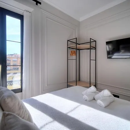 Apartment Ref 1393 - Center - For Rent